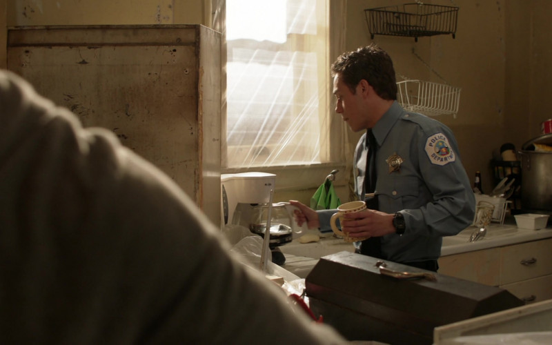 Mr. Coffee Coffee Machine Used by Ethan Cutkosky as Carl Gallagher in Shameless S11E11