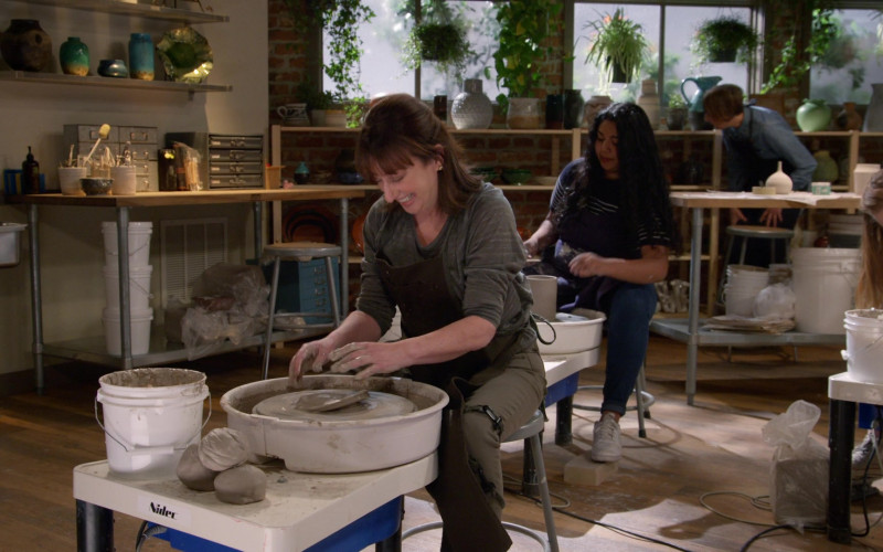 Nidec Pottery Wheels in Mom S08E14 "Endorphins and a Toasty Tushy" (2021)
