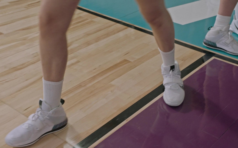 Nike Air Force Max 2 Women's Sneakers Worn by Actresses in Big Shot S01E01 TV Show (1)