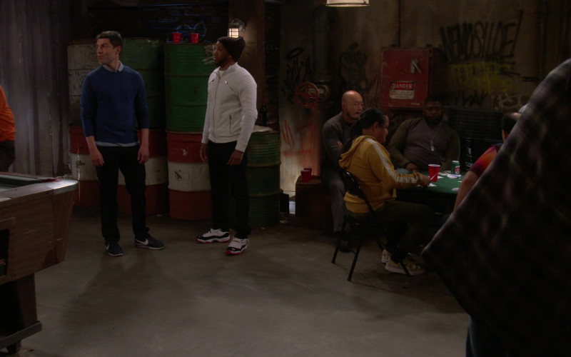 Nike Men's Shoes of Max Greenfield as Dave in The Neighborhood S03E14 Welcome to the Hero (2021)