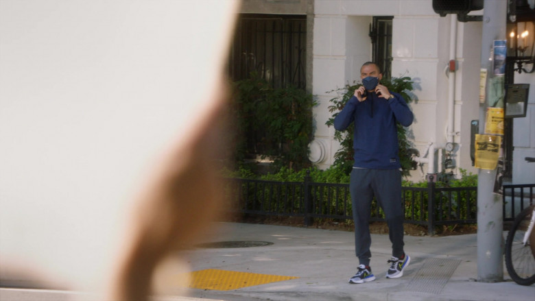 Nike Men's Sneakers of Jesse Williams as Jackson Avery in Grey's Anatomy S17E12 Sign O' the Times (2021)