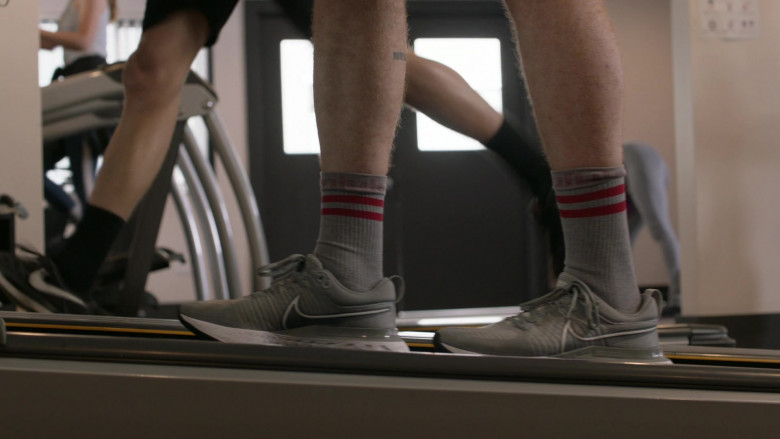 Nike React Infinity Run 2 Grey Sneakers of Cameron Monaghan as Ian Gallagher in Shameless S11E11 (1)