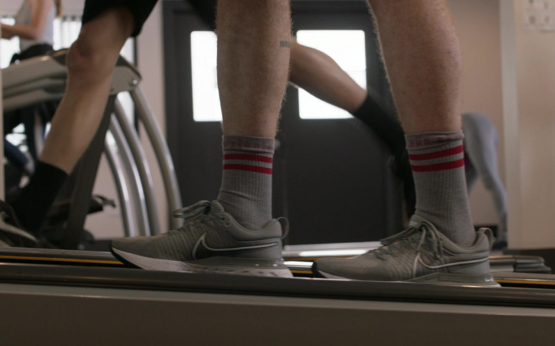 Nike React Infinity Run 2 Grey Sneakers of Cameron Monaghan as Ian Gallagher in Shameless S11E11 (1)