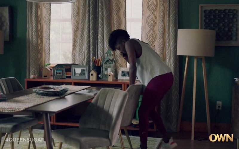 Nike Women’s Leggings Worn by Actress in Queen Sugar S05E09 In Summer Time To Simply Be (2021)