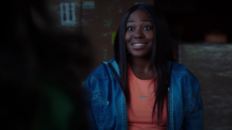 Nike Women's Orange T-Shirt in A Black Lady Sketch Show S02E01 But the Tilapias Are Fine Though, Right (2021)