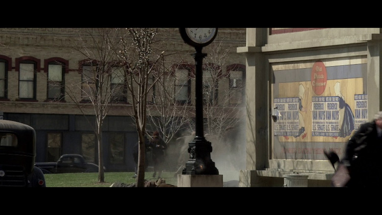 Old Dutch Cleanser in Public Enemies (2009)