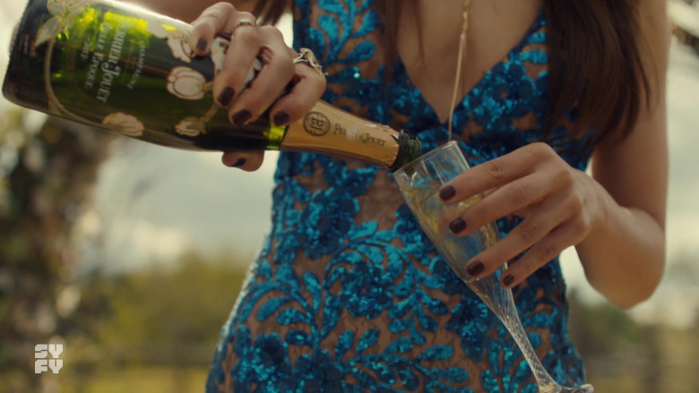 Perrier-Jouët Champagne in Wynonna Earp S04E12 Old Souls (2021)