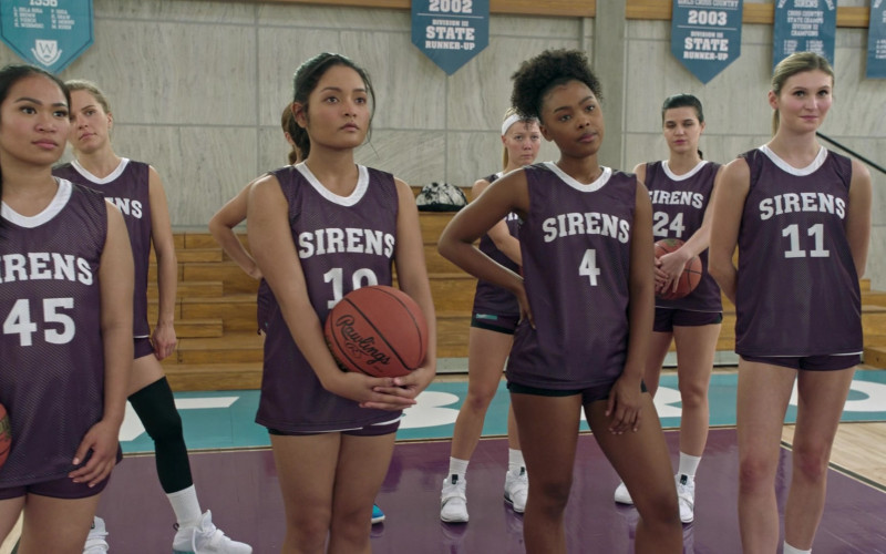 Rawlings Basketballs in Big Shot S01E02 TV Show 2021 (1)