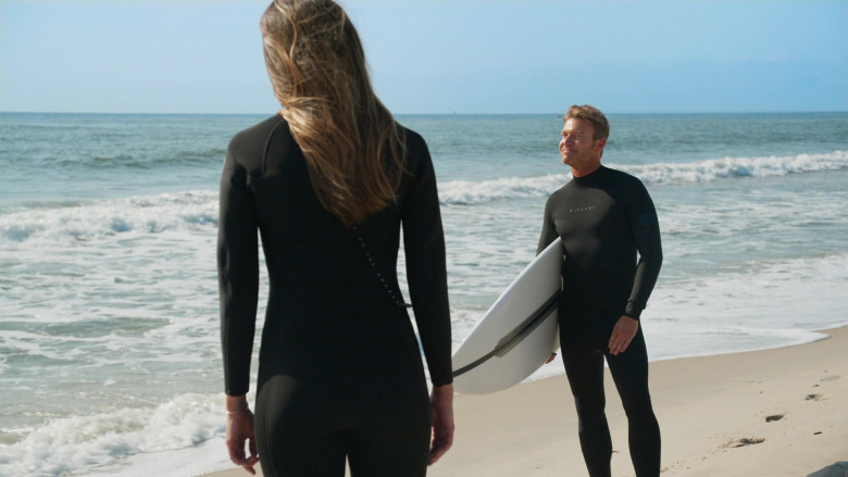 Rip Curl Surfing Sportswear Worn by Actor in Younger S07E04 (2)