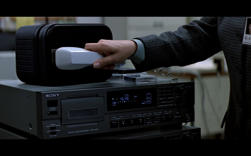 Sony PCM 2300 DAT Digital Audio Tape Recorder in Clear and Present Danger (1994)