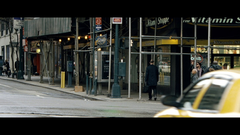The Vitamin Shoppe in The International (2009)