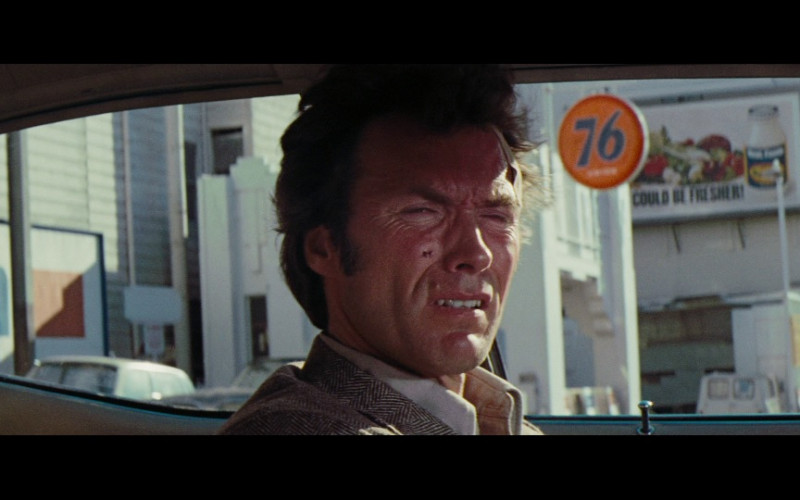 Union 76 Gas Station in Magnum Force (1973)