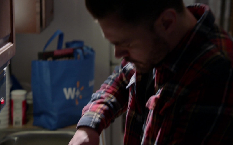 Walmart Plus Online Store Bag in Chicago P.D. S08E10 The Radical Truth (2021)