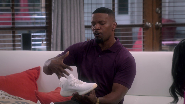 adidas Yeezy Boost 350 Sneakers of Jamie Foxx as Brian Dixon in Dad Stop Embarrassing Me! S01E03 Netflix TV Show (5)