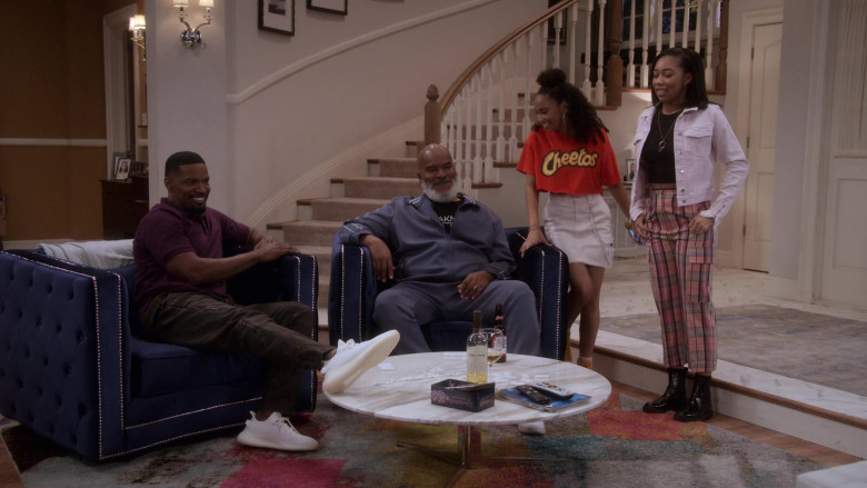 adidas Yeezy Boost 350 Sneakers of Jamie Foxx as Brian Dixon in Dad Stop Embarrassing Me! S01E03 Netflix TV Show (8)