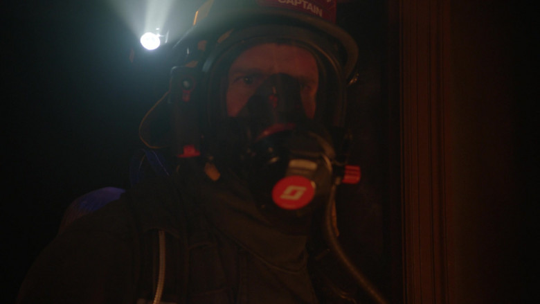 3M Scott Fire & Safety Air-Pak SCBA respiratory protection in 9-1-1 S04E14 Survivors (3)