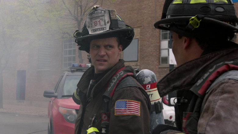 3M Scott SCBA & Breathing Air Products in Chicago Fire S09E14 TV Show (4)