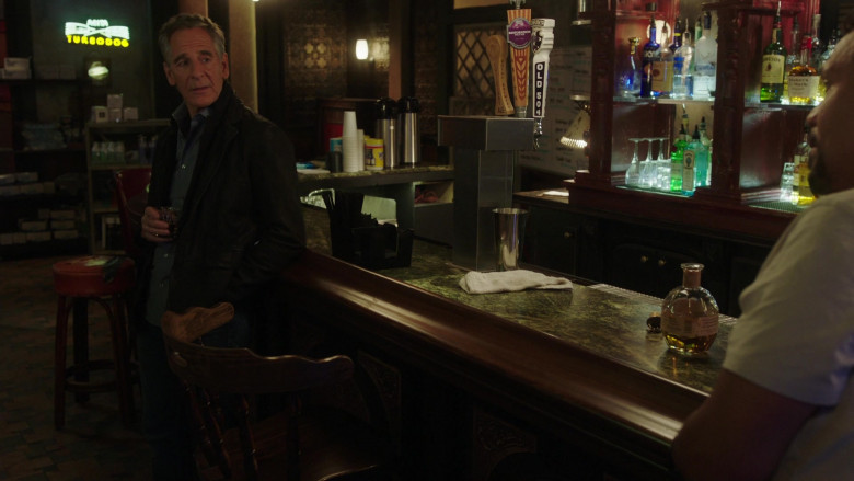 Abita Turbodog Beer Sign in NCIS New Orleans S07E13 (2)