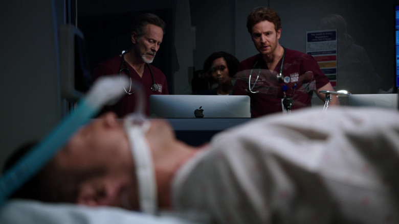 Apple iMac Computers in Chicago Med S06E16 I Will Come to Save You (3)