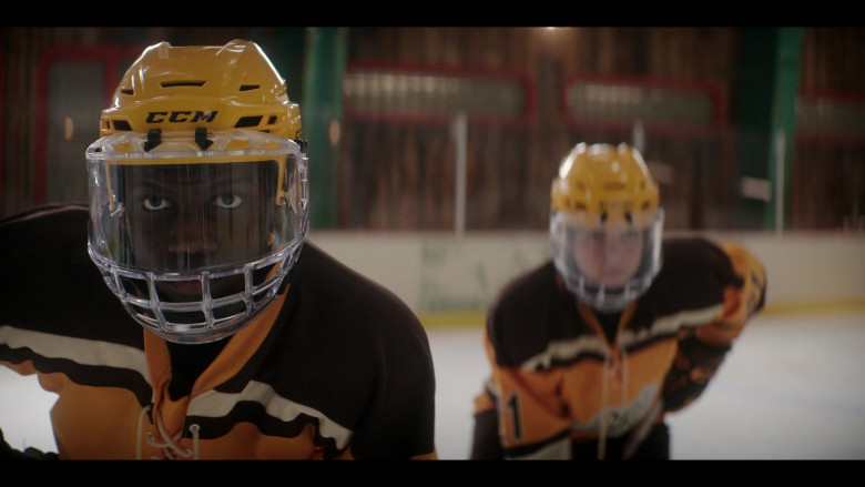 CCM Ice Hockey Helmets in The Mighty Ducks Game Changers S01E07 (4)