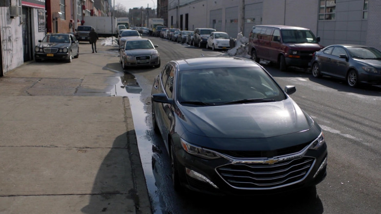 Chevrolet Malibu Car in Manifest S03E10 Compass Calibration (2021)