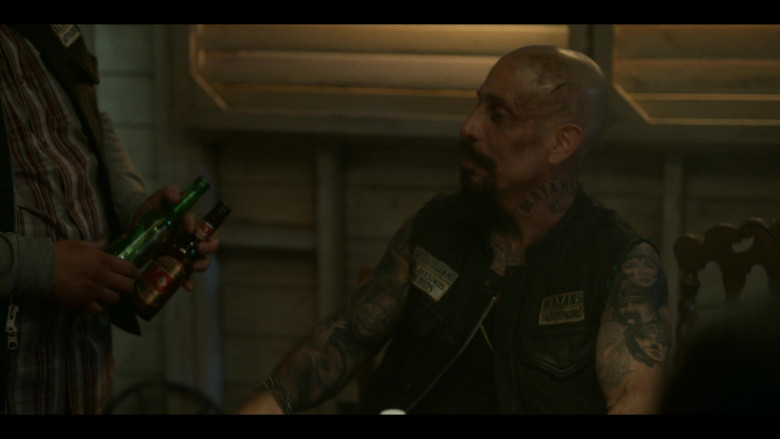 Dos Equis XX Beer in Mayans M.C. S03E09 The House of Death Floats By (2)