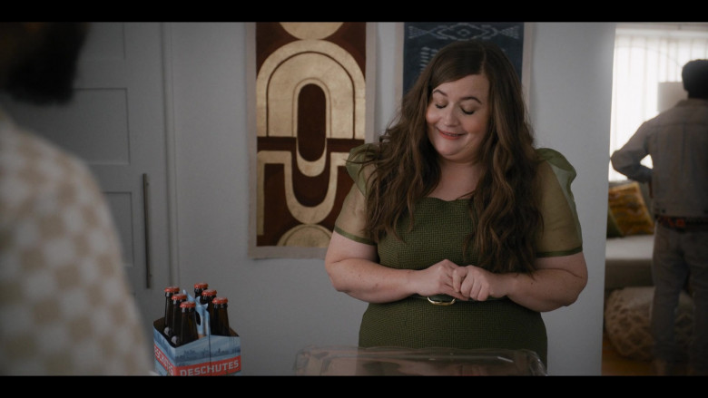 Fresh Squeezed IPA by Deschutes Brewery Held by Aidy Bryant as Annie Easton in Shrill S03E056 (1)