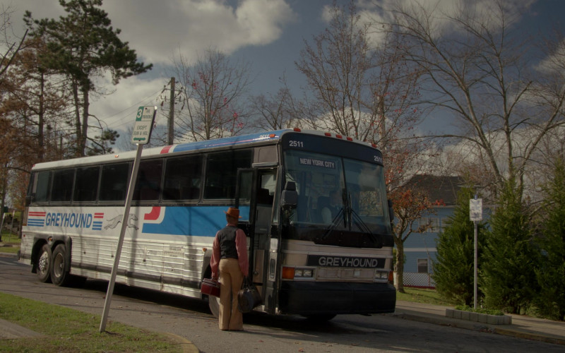 Greyhound Buses in Pose S03E04 (4)