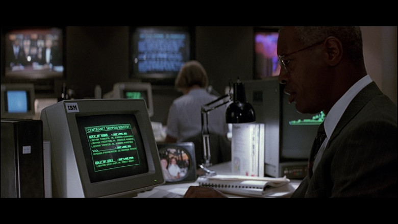 IBM Computer Monitor in Patriot Games (1992)