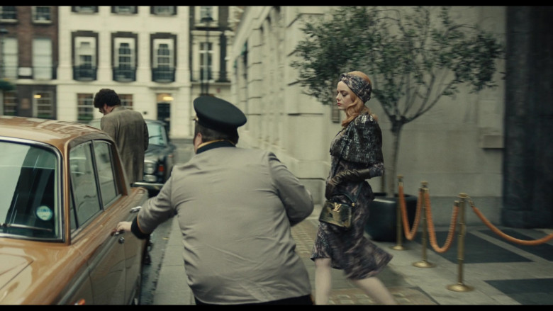 Louis Vuitton Handbag of Emma Stone as Estella von Hellman Cruella de Vil in Cruella (2021)