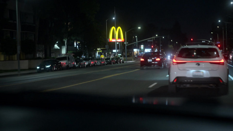McDonald’s Restaurant in Lucifer S05E13 A Little Harmless Stalking (2021)