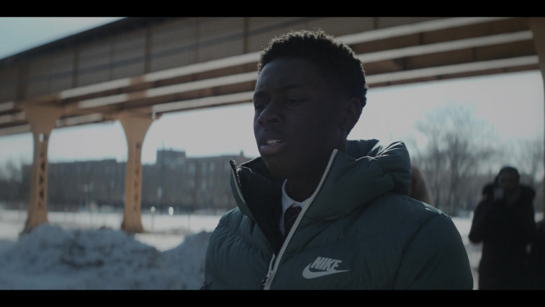 Nike Down Filled Jacket in The Chi S04E01 (2)