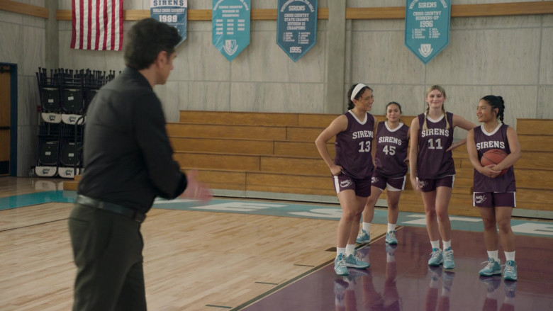 Nike KD Trey 5 VII Cerulean Women's Basketball Sneakers in Big Shot S01E05 This is our House (2021)
