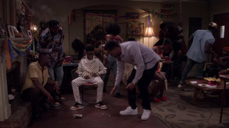 Nike Sneakers in The Upshaws S01E01 Birthday B.S. (2021)