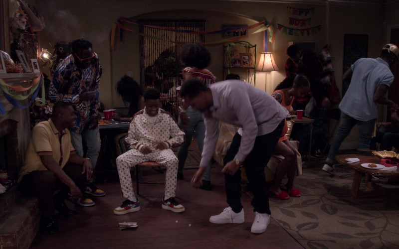 Nike Sneakers in The Upshaws S01E01 Birthday B.S. (2021)