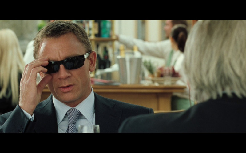 Persol 2720 Sunglasses of Daniel Craig as James Bond in Casino Royale (2006)
