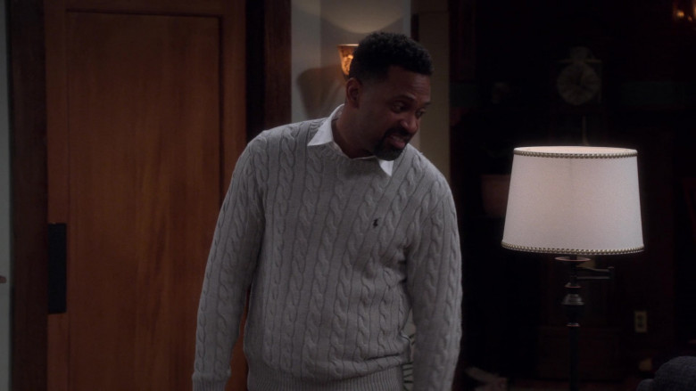 Ralph Lauren Knit Sweater of Mike Epps as Bennie Upshaw in The Upshaws S01E02 The Hook-Up (2021)