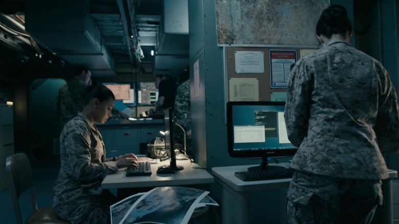 Samsung Monitor in SEAL Team S04E14 Hollow at the Core (2021)