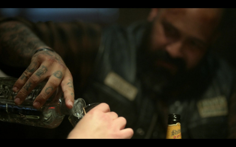 Shiner Bock Beer in Mayans M.C. S03E09 "The House of Death Floats By" (2021)