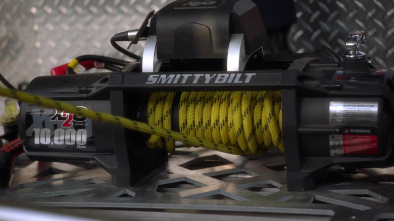 Smittybilt X2O COMP Waterproof Synthetic Rope Winch 10,000 lb. Load Capacity in 9-1-1 S04E12 Treasure Hunt (2021)