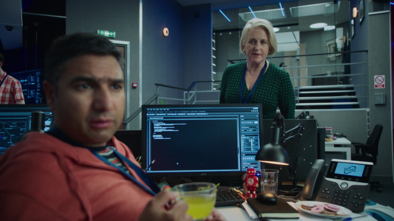 Acer PC Monitor and Cisco Telephone in Intelligence S02E04 (2021)