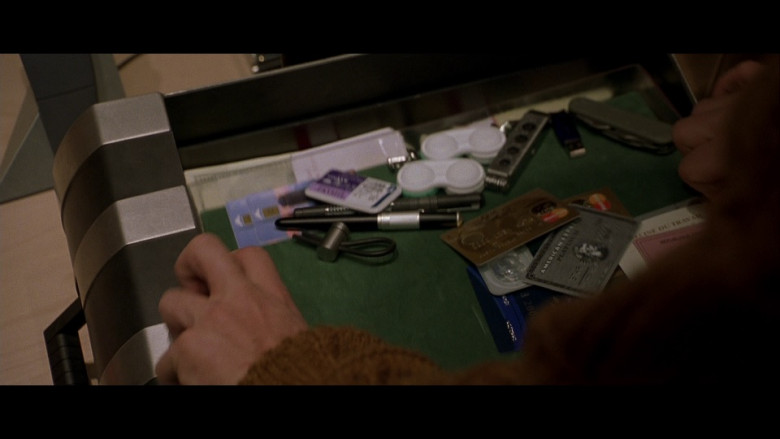 American Express in The Bourne Identity (2002)