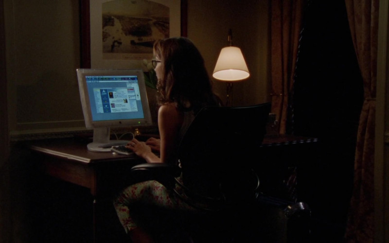 Apple Computer Monitor Used by Kristin Davis as Charlotte York in Sex and the City S03E15 Hot Child in the City (2000)