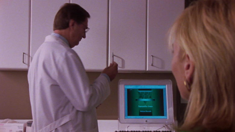 Apple Computer Monitor in Sex and the City S05E05 Plus One is the Loneliest Number (2002)
