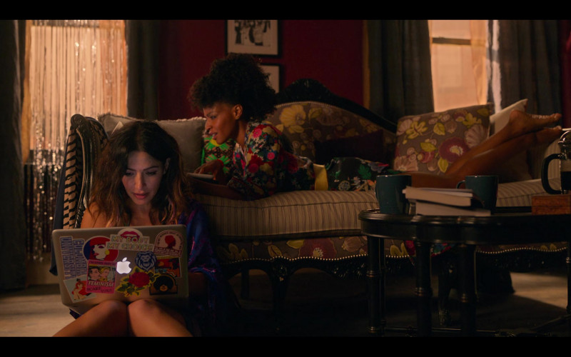 Apple Laptops Used by Sarah Shahi as Billie Connelly in Sex Life S01E04 TV Series (3)