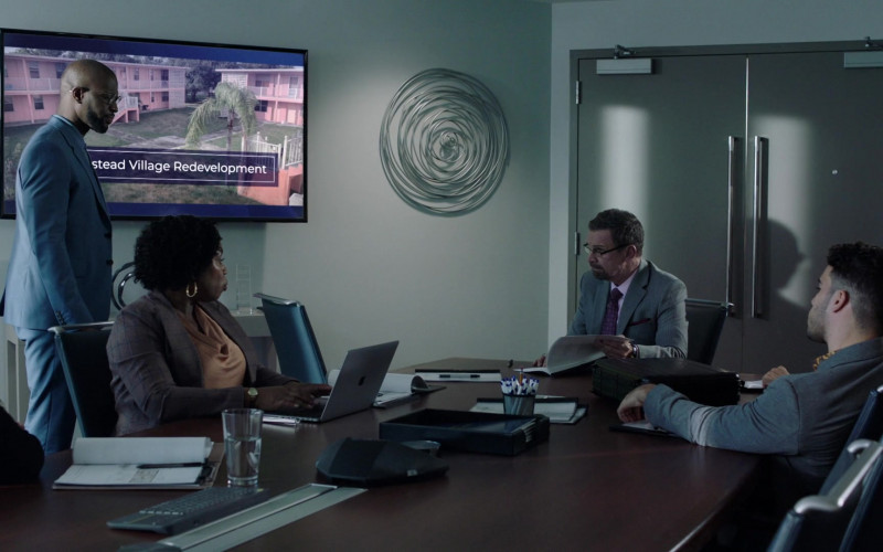 Apple MacBook Laptop in David Makes Man S02E01 Barrel of Oranges (2021)