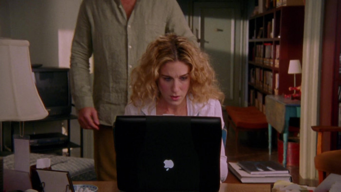 Apple Powerbook G3 Laptop Used By Sarah Jessica Parker As Carrie