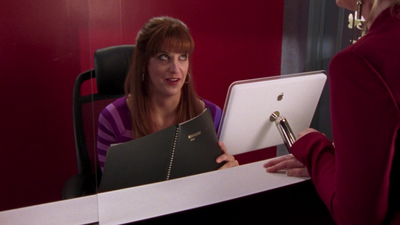 Apple iMac G4 All-In-One Computer in Sex and the City S06E15 TV Show 2004 (4)