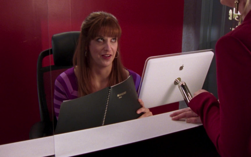 Apple iMac G4 All-In-One Computer in Sex and the City S06E15 TV Show 2004 (4)