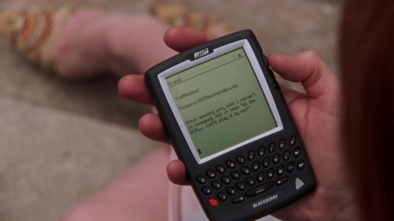 BlackBerry RIM Smartphone of Cynthia Nixon as Miranda Hobbes in Sex and the City S06E04 Pick-A-Little, Talk-A-Little (2003)